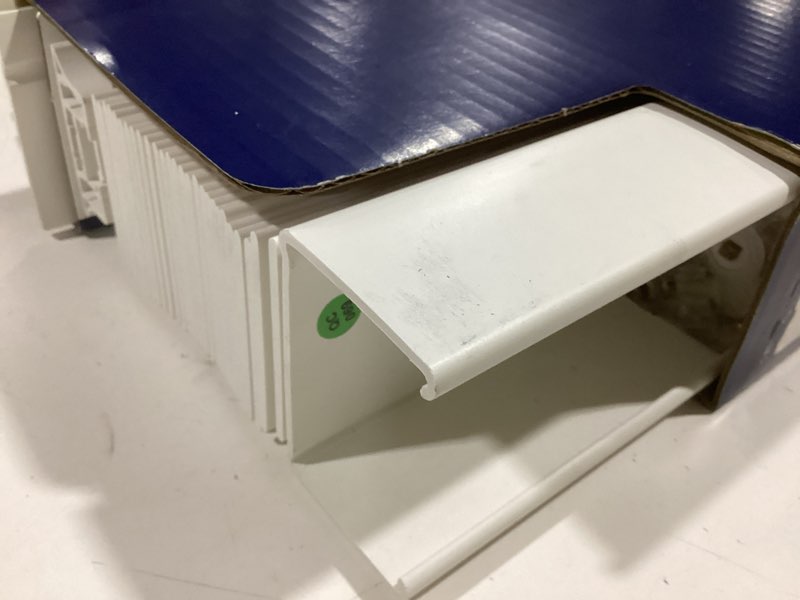 Condition photo showing Good Condition for LEVOLOR  Trim+Go 2-in Slat