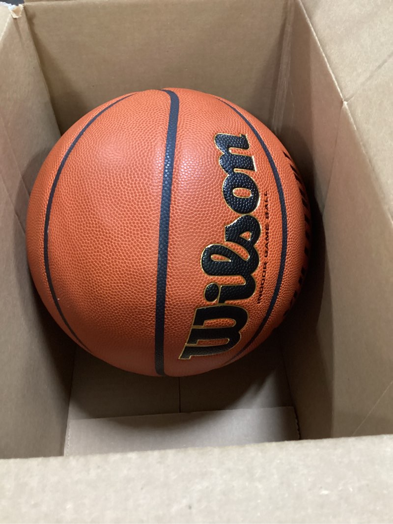 Condition photo showing Good Condition for wilson evolution basketballs brown - game ball size 6 - 28.5"