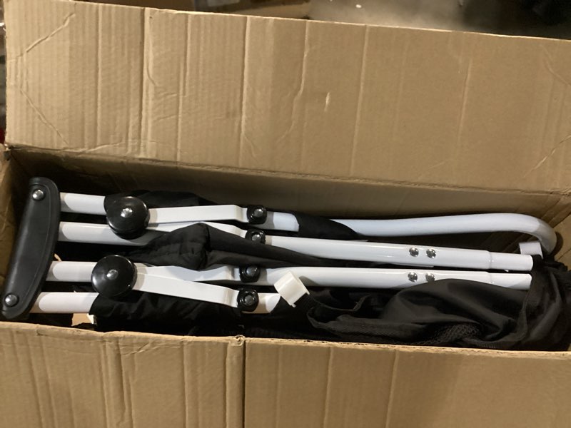 Condition photo showing Good Condition for Dream On Me Karley Bassinet, Onyx (B08W67FJ3Q)