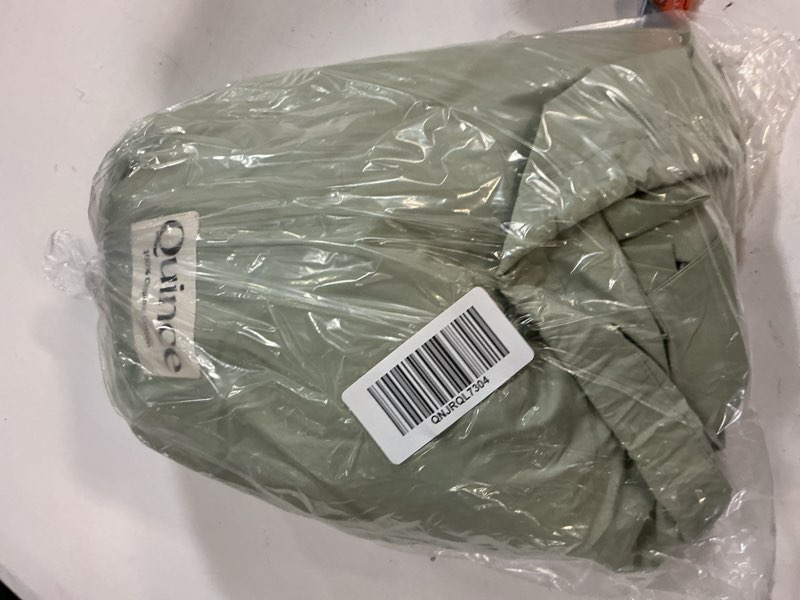 Condition photo showing New/Like New for organic crisp percale deluxe bedding bundle, king, sage
