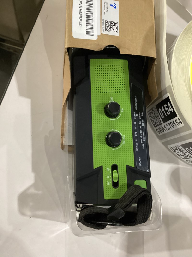 Multi purpose crank  radio green