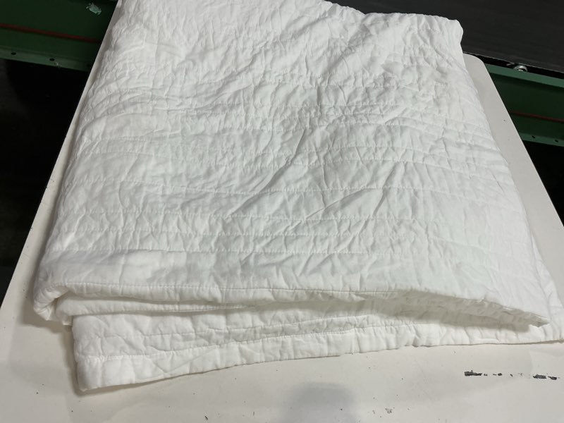 Condition photo showing Good Condition for organic cotton stripe stitch quilt white