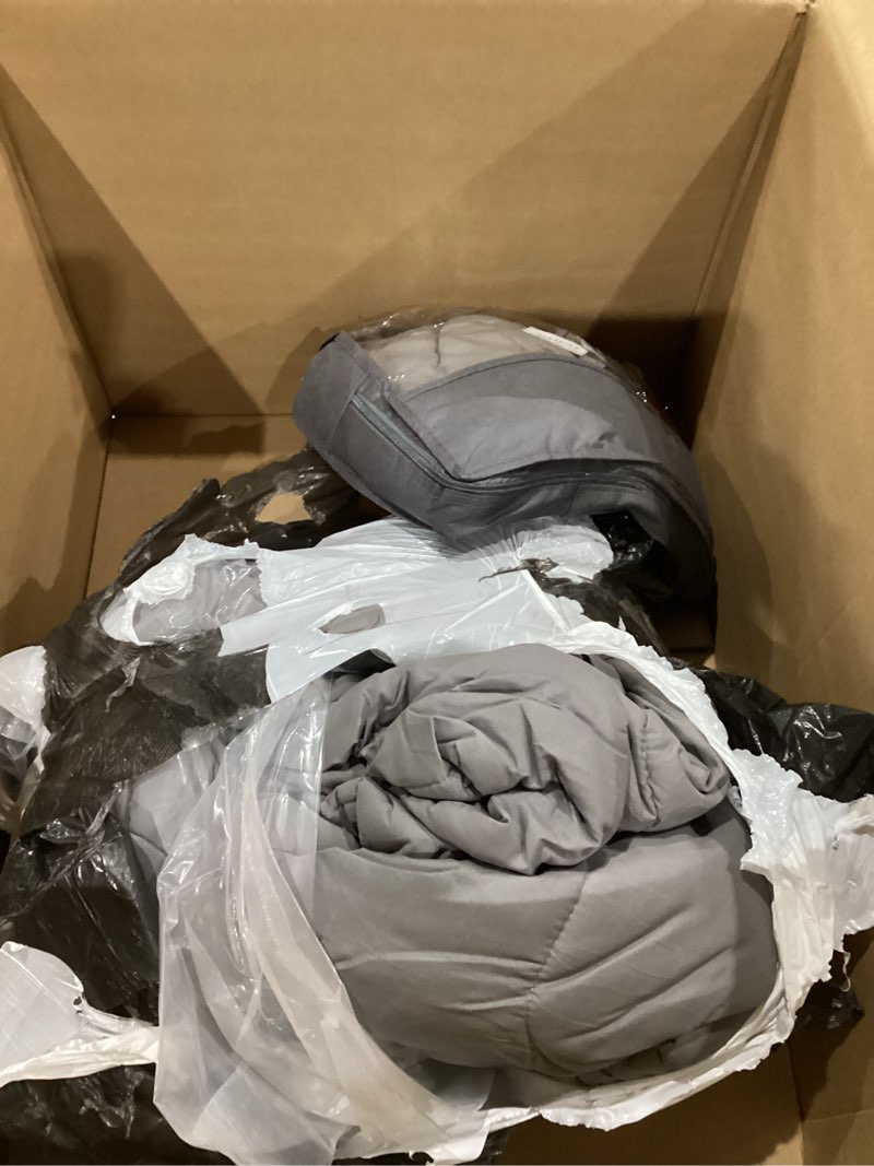 Condition photo showing As Is for (Similar to)(size unknown)  PERFEMET 6-Piece Boys Comforter Set Full Size Game Console Bedding Set for Kids Teen 3D Black and Red Gamepad Gaming Bed in a Bag Matching Sheet Set(Red, Full) Red Full-6pcs