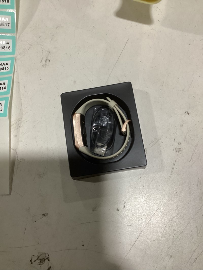 Condition photo showing Good Condition for Fitness Tracker with Heart Rate/Blood Oxygen/Sleep Monitor, 20+ Sports Modes Smart Watches for Women/Men, Activity & Step Tracker Smart Watch for Android/iOS Phones Beige