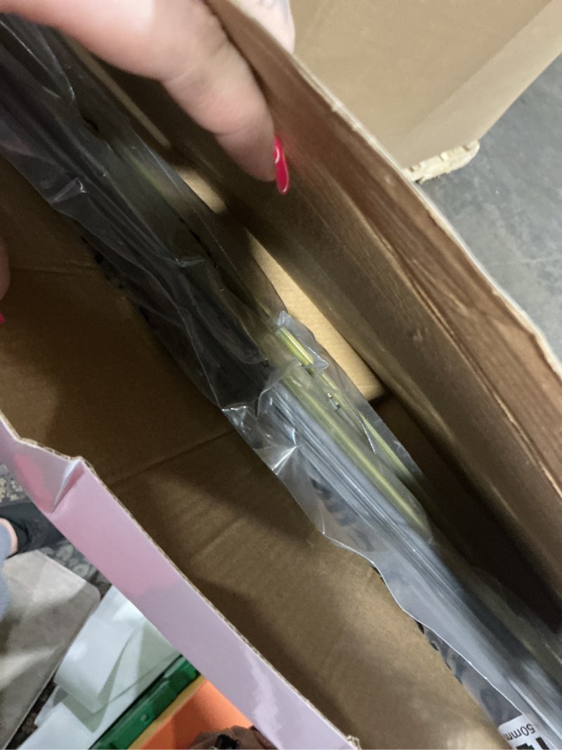 Condition photo showing Good Condition for MOTIUM OEM QUALITY Premium All-Season Windshield Wiper Blades (24"+18" pair for front windshield)