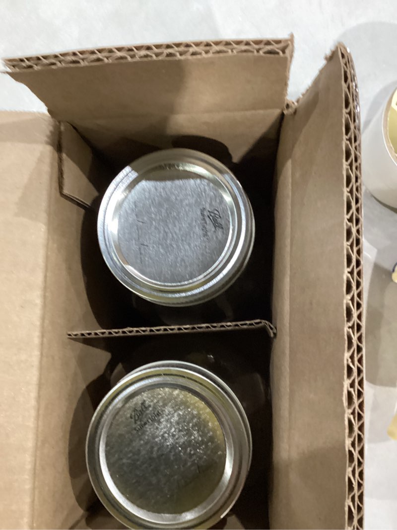 Condition photo showing New/Like New for Ball Regular Mouth 32-Ounces Mason Jar with Lids and Bands, Clear,(Pack Of 2)