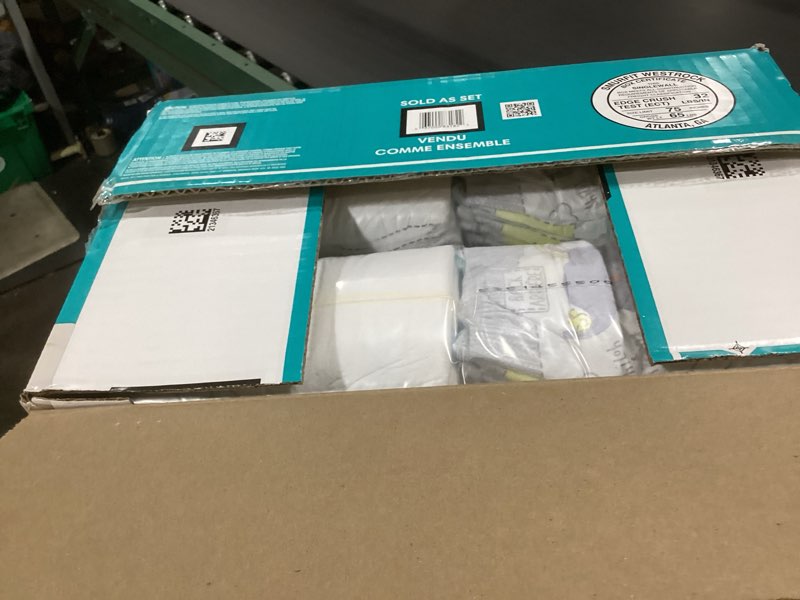 Condition photo showing New/Like New for Pampers Swaddlers Diapers, Size 1 (8-14 lbs), 164 Count, Absorbent, Keeps Baby Dry and Comfortable, Skin Safe Disposable Baby Diaper Size 1 164
