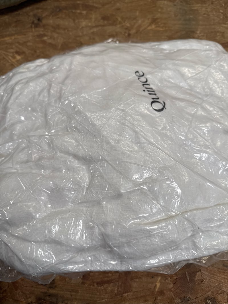 Condition photo showing Good Condition for european linen fitted sheet set, twin, white
