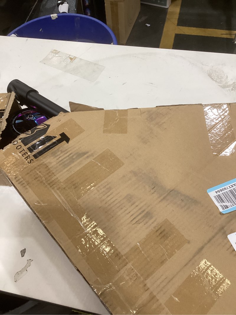 Condition photo showing New/Like New for Limit LMT01-V2 Professional Scooter-Trick Scooter-Intermediate and Professional Stunt Scooter Suitable for Children, Teenagers and Adults 8 Years Old and Above-Durable