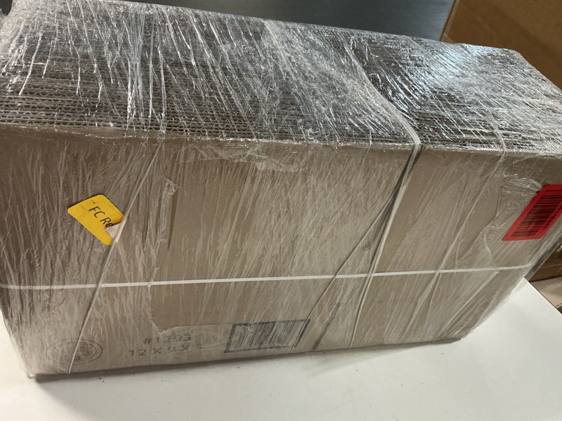 Condition photo showing New/Like New for 12 x 9 x 3" flat corrugated boxes