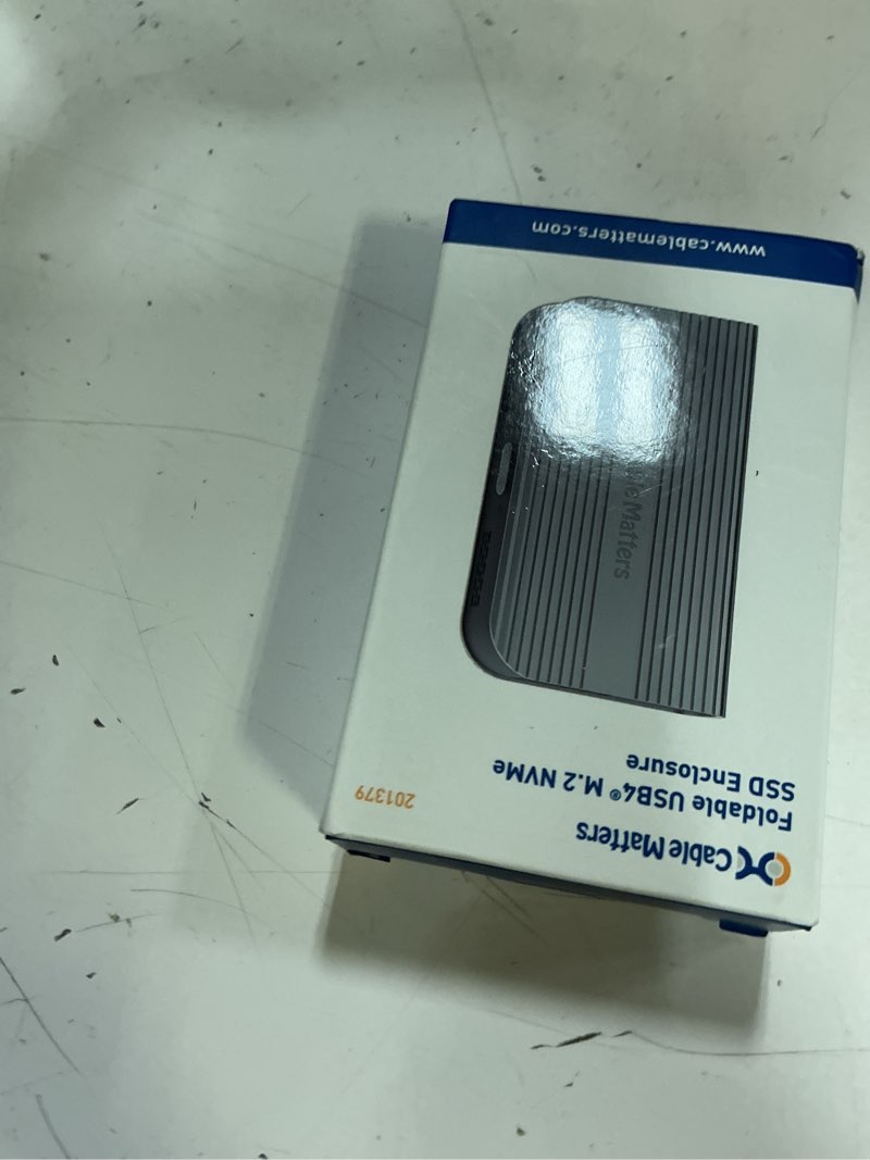 Condition photo showing New/Like New for cable matters 40gbps portable usb4 / thunderbolt 4 ssd enclosure for m.2 nvme ssd - up to read:3800mb/s, write:3600mb/s, nvme enclosure, tool-free, intelligent cooling, thunderbolt 4/5 compatible