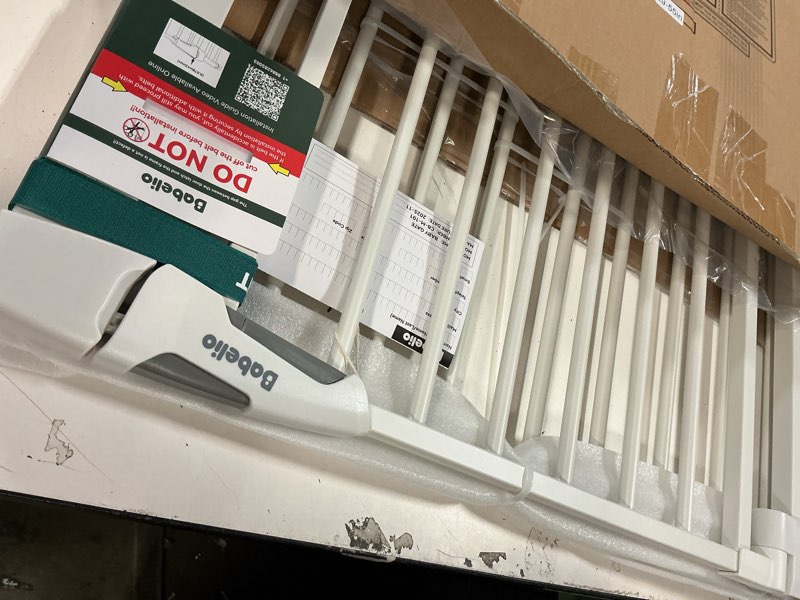 Condition photo showing Good Condition for Babelio 29-55 Inch Extra Wide Baby/Dog Gate, PressGuard P7, Metal Auto Close, Pressure Mounted Pet Door for Doorways, NO Need Tools and Drilling, with Wall Cups, White White 30"Tall 29"-55" Wide