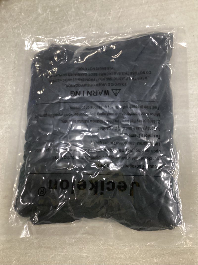Condition photo showing Good Condition for Jecikelon Pet Dog Cold Weather Coat with Pocket Winter Dog Hoodie Warm Puppy Clothes for Small Dogs Chihuahua Clothing (Black, X-Large) X-Large Y02-Black