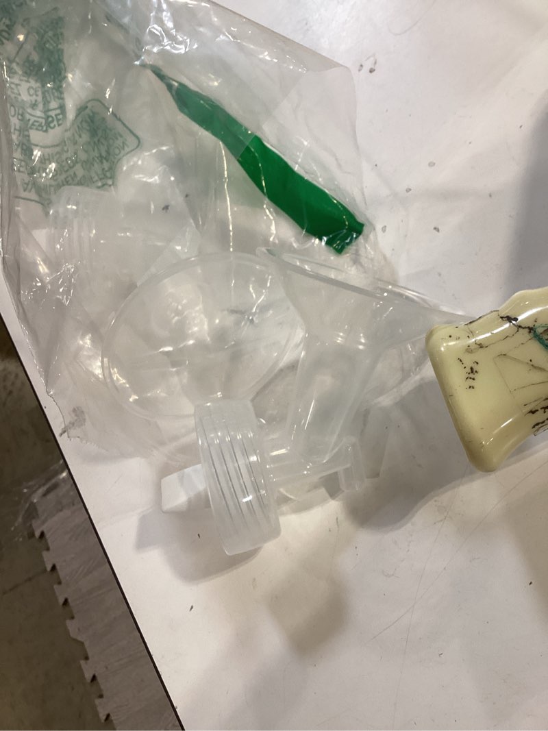 Condition photo showing Good Condition for 25mm flange and duckbill valve compatible with spectra s1 s2 9 plus breastpump replacement to spectra pump parts, not original, replace accessories.