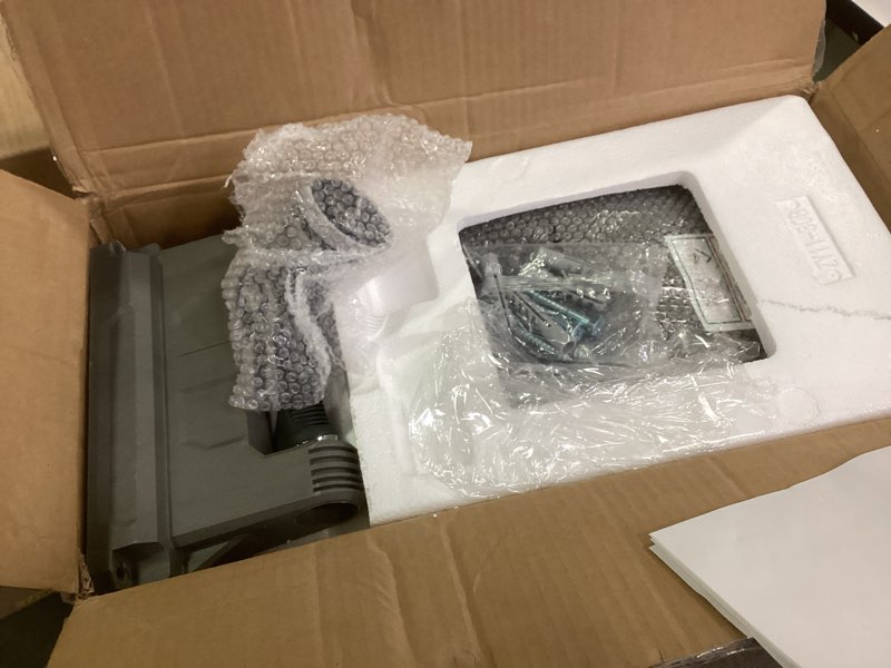 https://lotting-media.assets.bidfta.com/lotting_d8074215-9563-4cbc-abda-75bd365f2c30