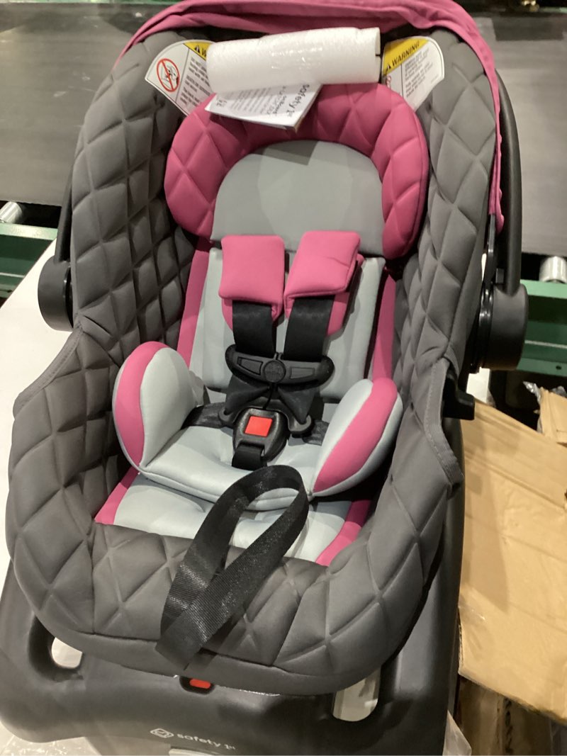 Condition photo showing Good Condition for safety 1st onboard™ insta-latch™ dlx infant car seat with base, baby car seat for 4-30 lbs., rear facing car seat, beach rose