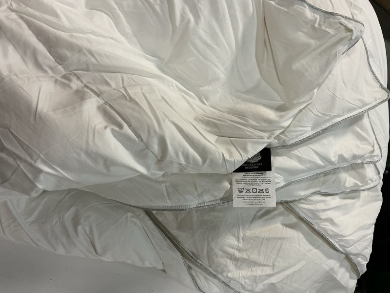Condition photo showing Good Condition for dwr luxury feather down fiber comforter oversized king size, ultra-soft cotton-blend fabric, 750 fp medium weight for all season hotel style fluffy duvet insert with ties (120"x98", white) oversized king white/medium-weight