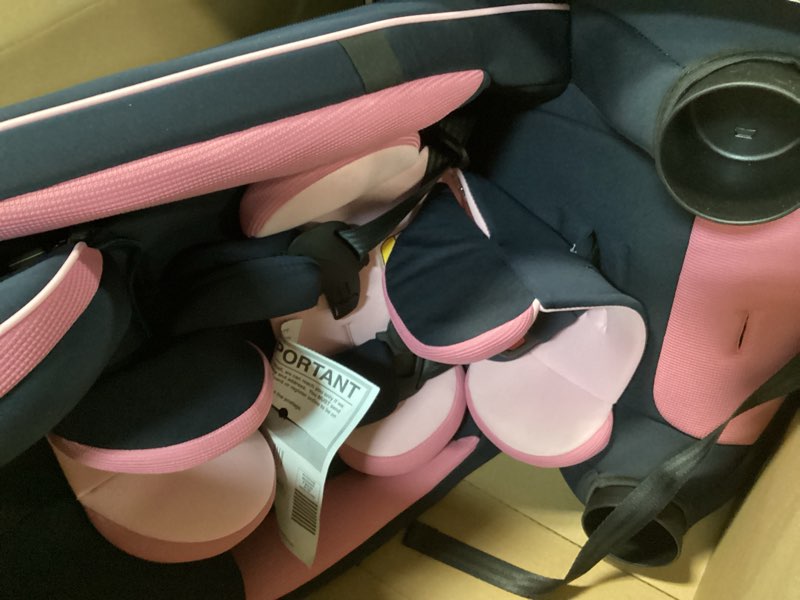 Condition photo showing Good Condition for Safety 1st Grow and Go All-in-One Slim Convertible Car Seat, Rear Facing, 5-40 lbs, Forward Facing (30–65 lbs), High Back Booster Seat 40-100 pounds, Vineyard Girl Vineyard Girl Original