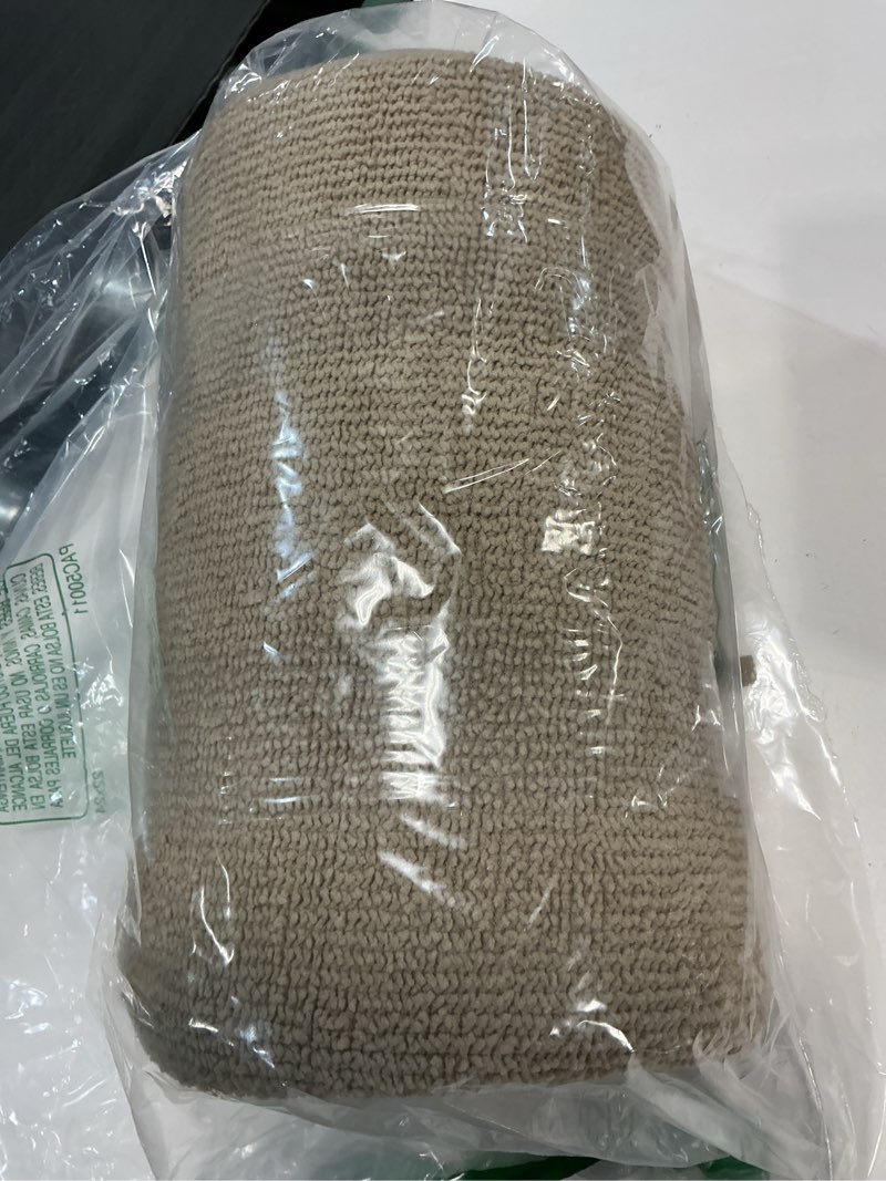 Condition photo showing Good Condition for OLANLY Thick Memory Foam Bath Mat Rug 36x24, Extra Soft Absorbent Bathroom Rug, Quick Dry Bath Mats, Non-Slip, Machine Washable Carpet for Bathroom, Tub and Shower, Home Decor Accessories, Beige 36" x 24" Beige