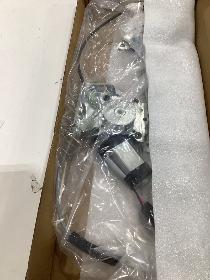 Condition photo showing New/Like New for FINDAUTO 751-986 Front Left Window Regulator fit for 2003-2006 for Mitsubishi Outlander window Regulator assembly and Motor