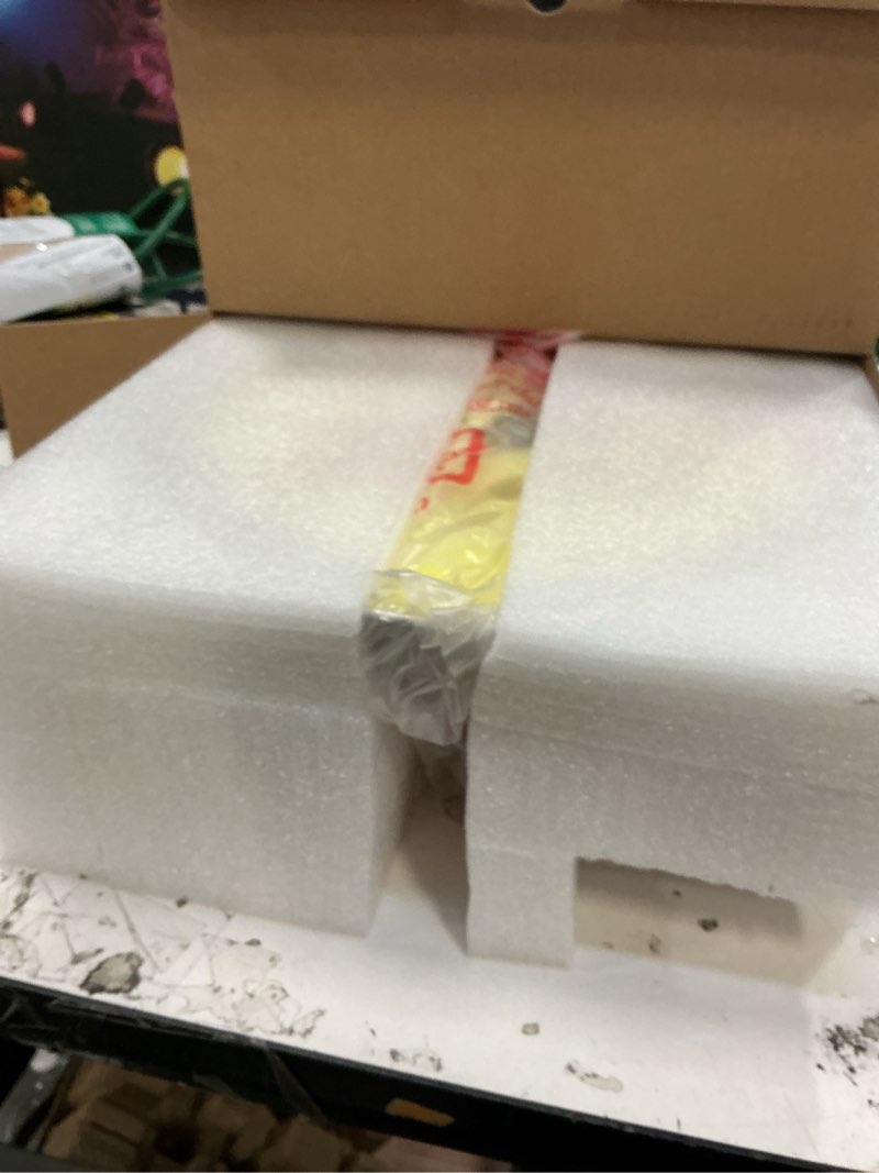 Condition photo showing New/Like New for Juno FMLR 11IN SWW5 90CRI WBT M4 LED Flush Mount Ceiling Light, Round, 11-Inch, White