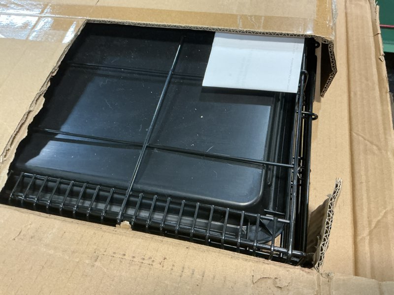 Condition photo showing Good Condition for amazon basics durable, foldable metal wire small dog crate with tray, single door, 24 x 18 x 20 in, black 24 x 18 x 20 in single door w/ divider