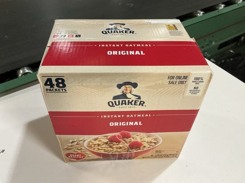 Condition photo showing New/Like New for (Best by:08/26) Quaker Instant Oatmeal, Original, Individual Packets, 0.98 Ounce , 48 Count (Pack of 1 )