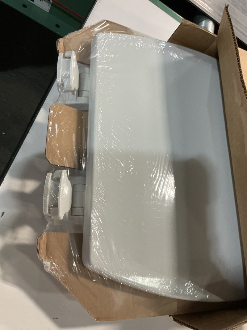 Condition photo showing Good Condition for bemis residential molded wood toilet seats white