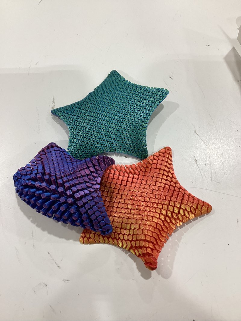 Condition photo showing Good Condition for 3 pcs 3d printed starfish 3d printed ocean animal fidget flexible fidget animals fun stress relief desk goodie bags decor unique educational gift for birthday party favors (starfish) 3 starfish