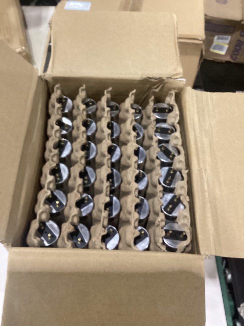 Condition photo showing Good Condition for sylvania 30 pieces 21718 fo17/865/xp/eco 17 watt 6500k medium bi-pin g13 instant or rapid start cri 85 straight t8 fluorescent tube light bulb