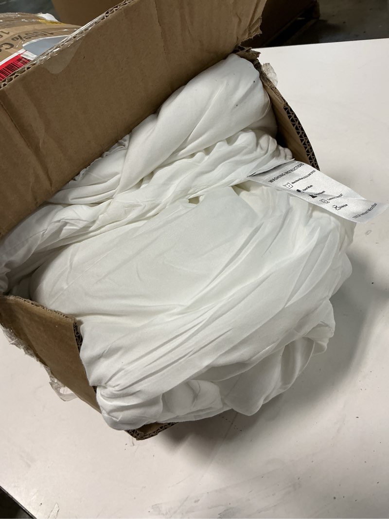 Condition photo showing As Is for Paxrac Classic Pure White Comforter Queen Size, 3 Pieces Boho Comforter Set, Lightweight Solid Bedding Set, All Seasons Soft Breathable Queen Comforter Set (90x90In Comforter & 2 Pillowcases) White Queen (90''x90'')