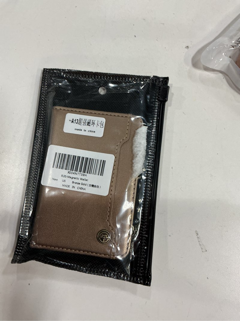 Condition photo showing Good Condition for Vinich for MagSafe Wallet Magnetic RFID Blocking Card Holder Compatible with MagSafe Phones and Cases, Strong Magnet Minimalist Phone Wallet for iPhone 17/16/15/14/13/12/ Pro/Max/Plus, Desert Titanium