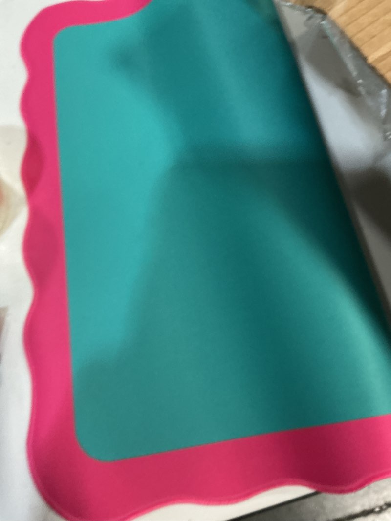 Condition photo showing As Is for ((Incomplete only 1 pc))Mini Mahjong Mat (4 Color Combinations) | Scalloped Edges & Bright Colors | 21\" x 21\" (Green Center- Pink Scallop)