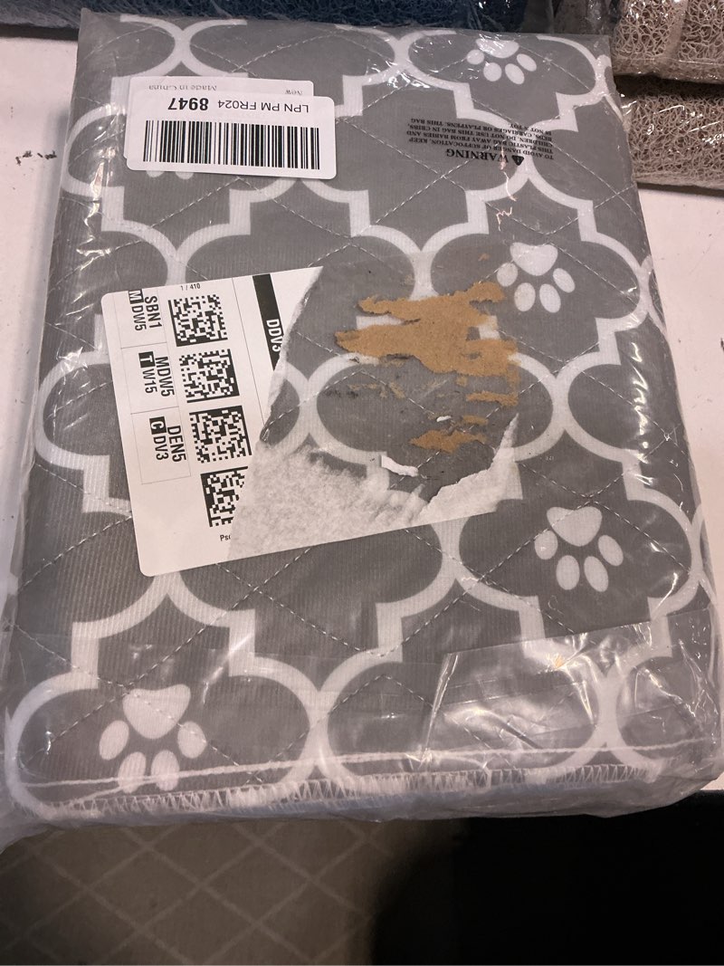 Condition photo showing New/Like New for pee pads for dogs - washable reusable puppy underpads, 4pcs pet training pads (24"x36") non-slip absorbent dog mat incontinence pads for dogs pets cat pooch home travel crate training