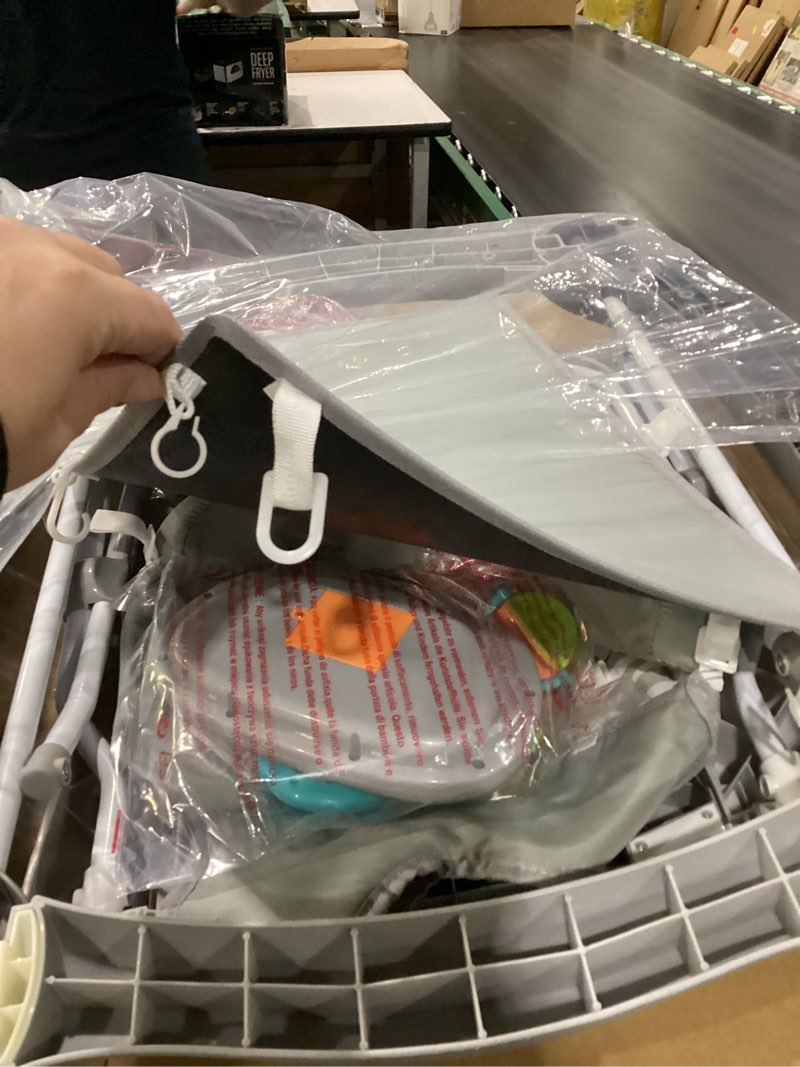 Condition photo showing New/Like New for Baby chair