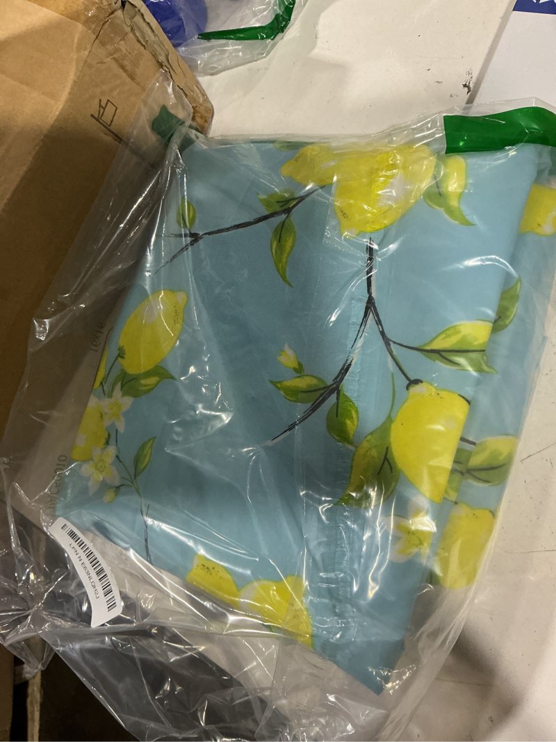 Condition photo showing As Is for smiry rectangle table cloth cover, waterproof elastic fitted picnic tablecloth for 5 foot tables, wipeable flannel backed vinyl tablecloths for camping, dining, outdoor (blue & yellow, 30" x 60") 60" x 30" (rectangular) blue & yellow