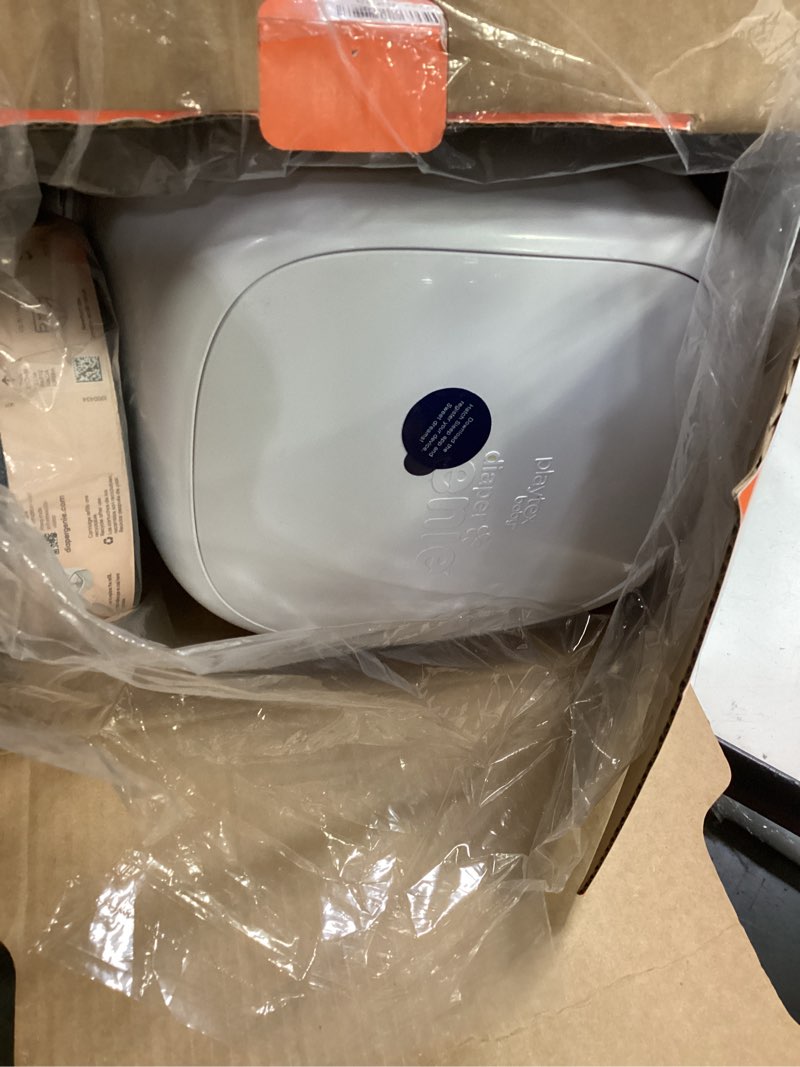 Condition photo showing Good Condition for Diaper Genie Registry Gift Set