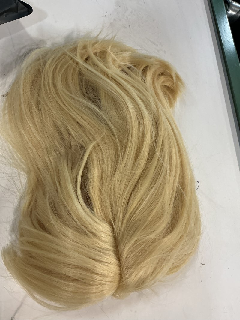 Condition photo showing item condition for QACCF Blonde Beehive Wig 70s Pinup Pelucas 60s Beehive Style Vintage Look Halloween Costume Women Wig wtih Bang (Blonde)