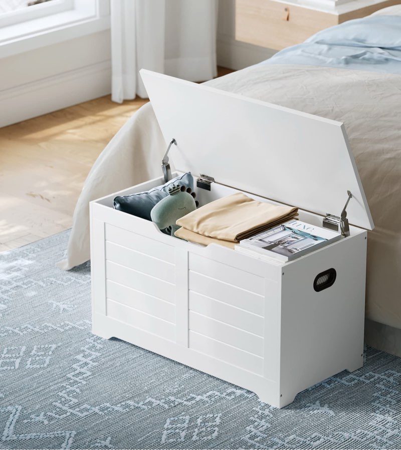 vasagle storage chest, storage trunk with 2 safety hinges, storage bench, shoe bench, modern style, 15.7 x 31.5 x 18.1 inches, for entryway, bedroom, living room, white ulsb063t14