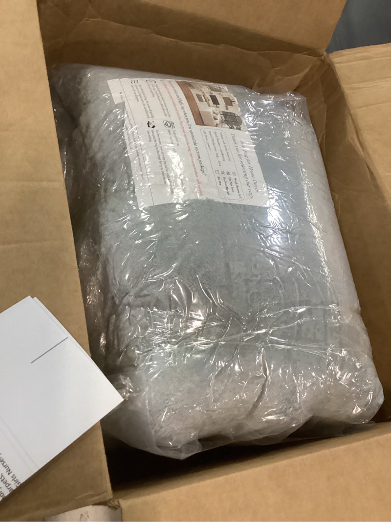 Condition photo showing Good Condition for ((similar))floralux 5x7 area rug for bedroom, tie-dye light grey, living room shag rugs, non-slip shaggy floor carpet for teens dorm, bedside, playroom, nursery, home decor aesthetic tie-dyed light grey 5' x 7' (rectangular)