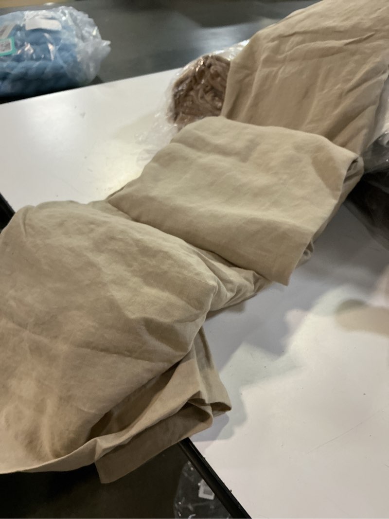 Condition photo showing Good Condition for european linen sheet set solid: sand(size king)