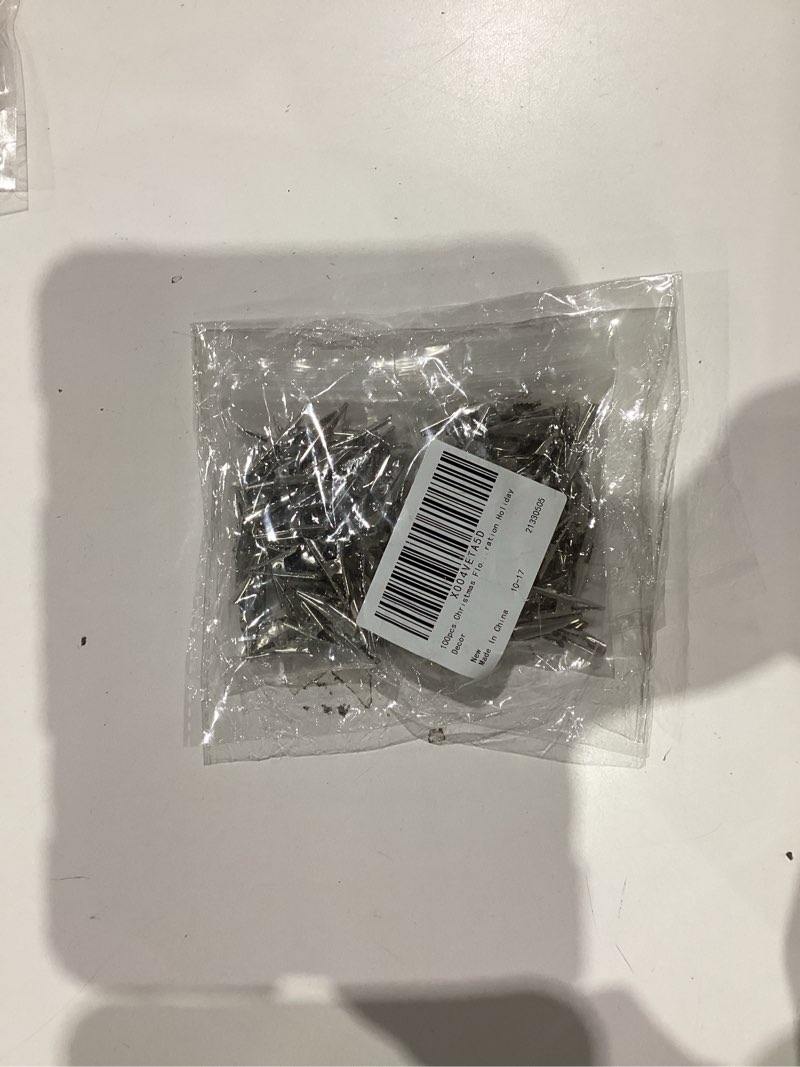 Condition photo showing New/Like New for Garneck 100pcs Christmas Flower Clips Mini Clips for Ornaments Metal Strong Grip Accessories for Artificial Flower DIY Card Photo