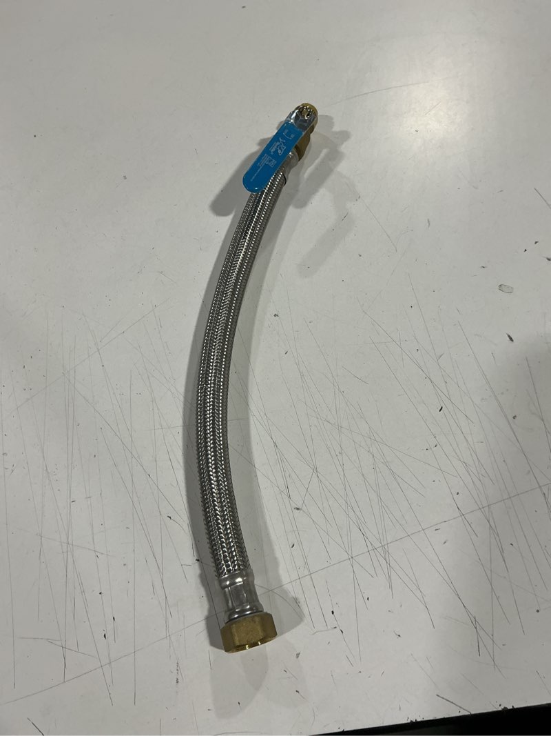 Condition photo showing Good Condition for sharkbite 18-in 3/4 -in push-to-connect inlet x 3/4 -in fip outlet braided stainless steel water heater