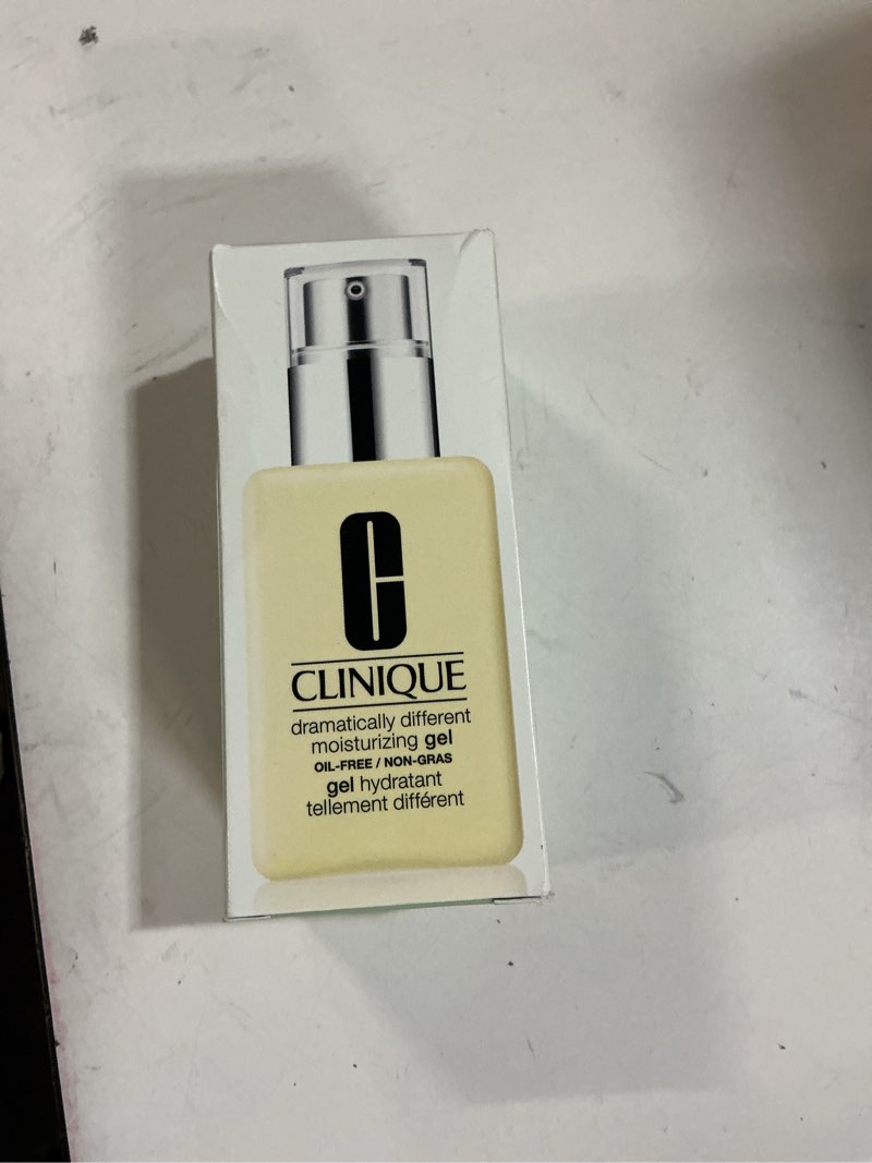 Condition photo showing New/Like New for Clinique 3-Step Dramatically Different Moisturizing Oil Free Gel For Combination Oily to Oily Skin Types