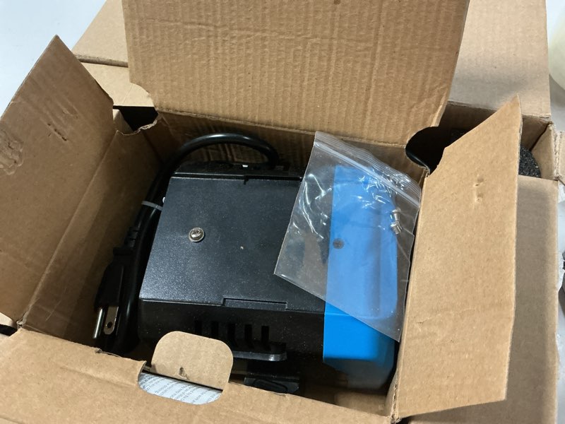 Condition photo showing Good Condition for yihua 939-ii wood burning kit station pyrography pen 250~750?/482~1382? temperature adjustable with 20 wire nibs, 1 stable pen holder, 2 stencils, 2 scrap wood, 1 s/s tweezers, and 1 pliers (blue)