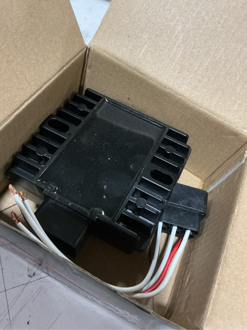 Condition photo showing As Is for voltage regulator rectifier & plug for yamaha v-star 650 1100 xvs650 xvs1100 road star xv1600 xv1700 royal star xvz1300 yzf r6 wr250e wr250x sr400
