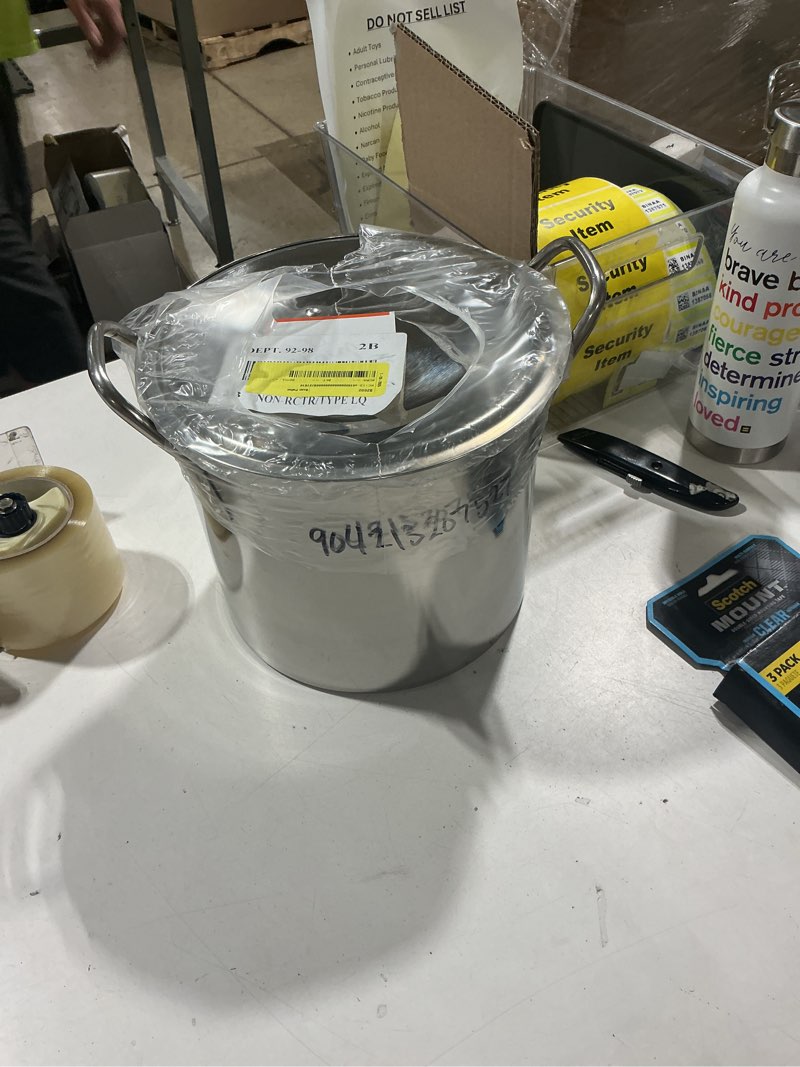 Condition photo showing Good Condition for 1 quart stock pot