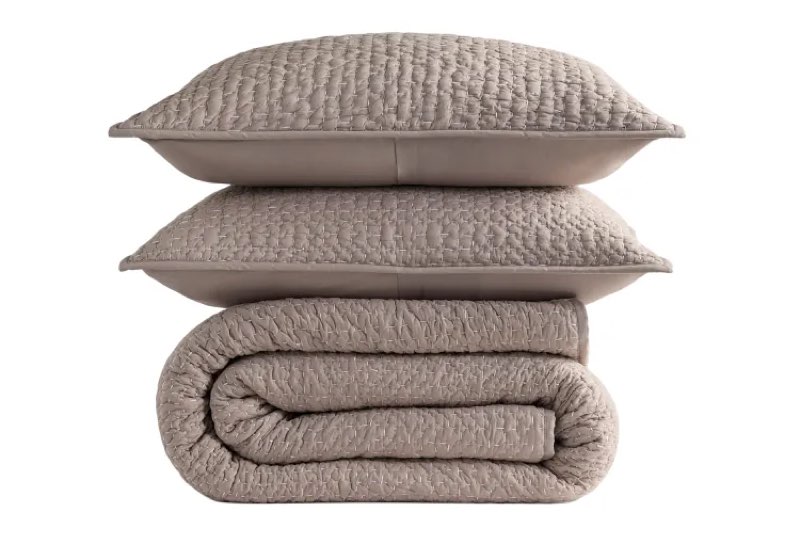 Quinse Organic Cotton Hand Stitched Quilt Stone Size: Full/Queen