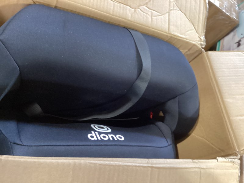 Condition photo showing Good Condition for diono solana, no latch, pack of 2 backless booster car seats, lightweight, machine washable covers, cup holders, black 2-pack black