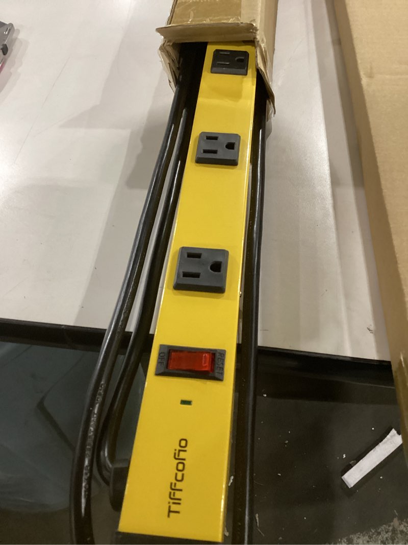 Condition photo showing New/Like New for tiffcofio metal power strip, 9 widely space outlets, wall mountable power strip surge protector, 6 ft extension cord,15a/1875w, etl listed (9 outlet)
